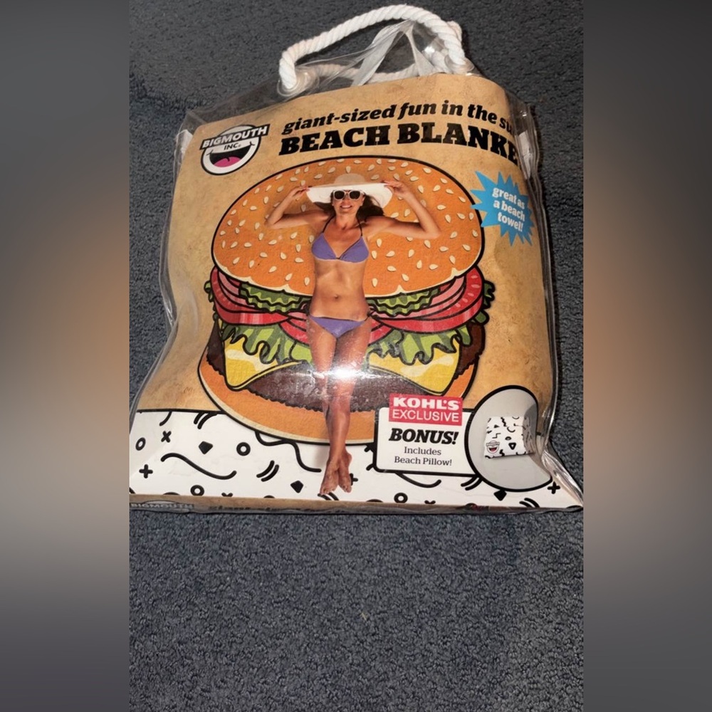 Hamburger beach towel